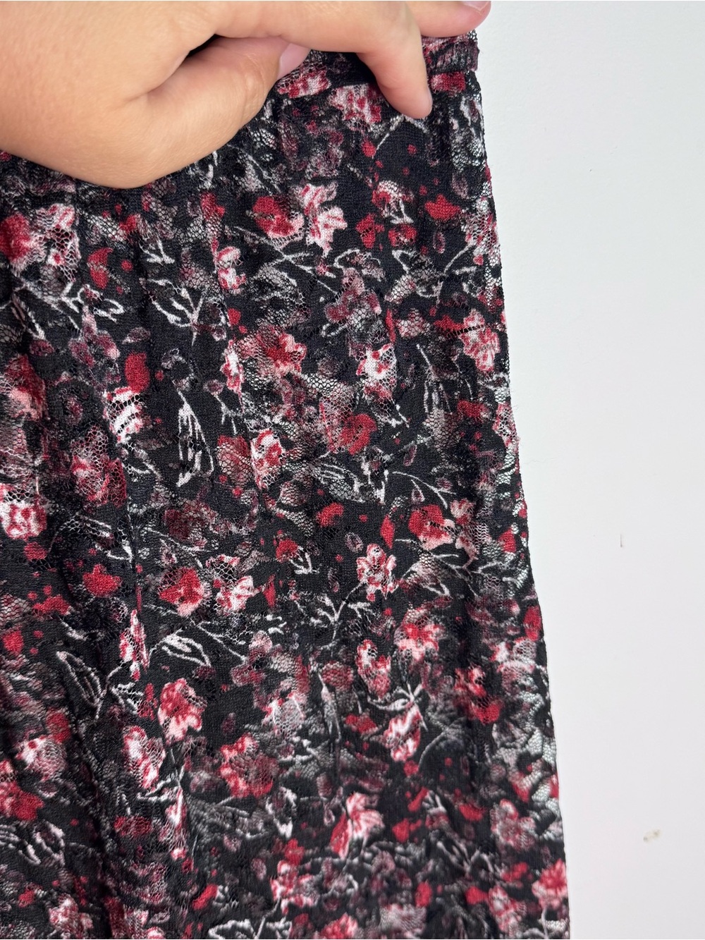 Torrid Size 4 Black Pink Floral Lace Tunic Top Sheer Mesh Overlay Plus Size 4X - Picture 4 of 7